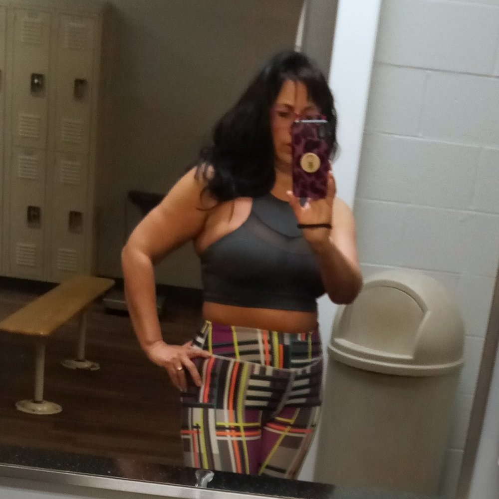 Fabletics Multi-Color Mid-Rise Powerhold Capri Si… - image 4